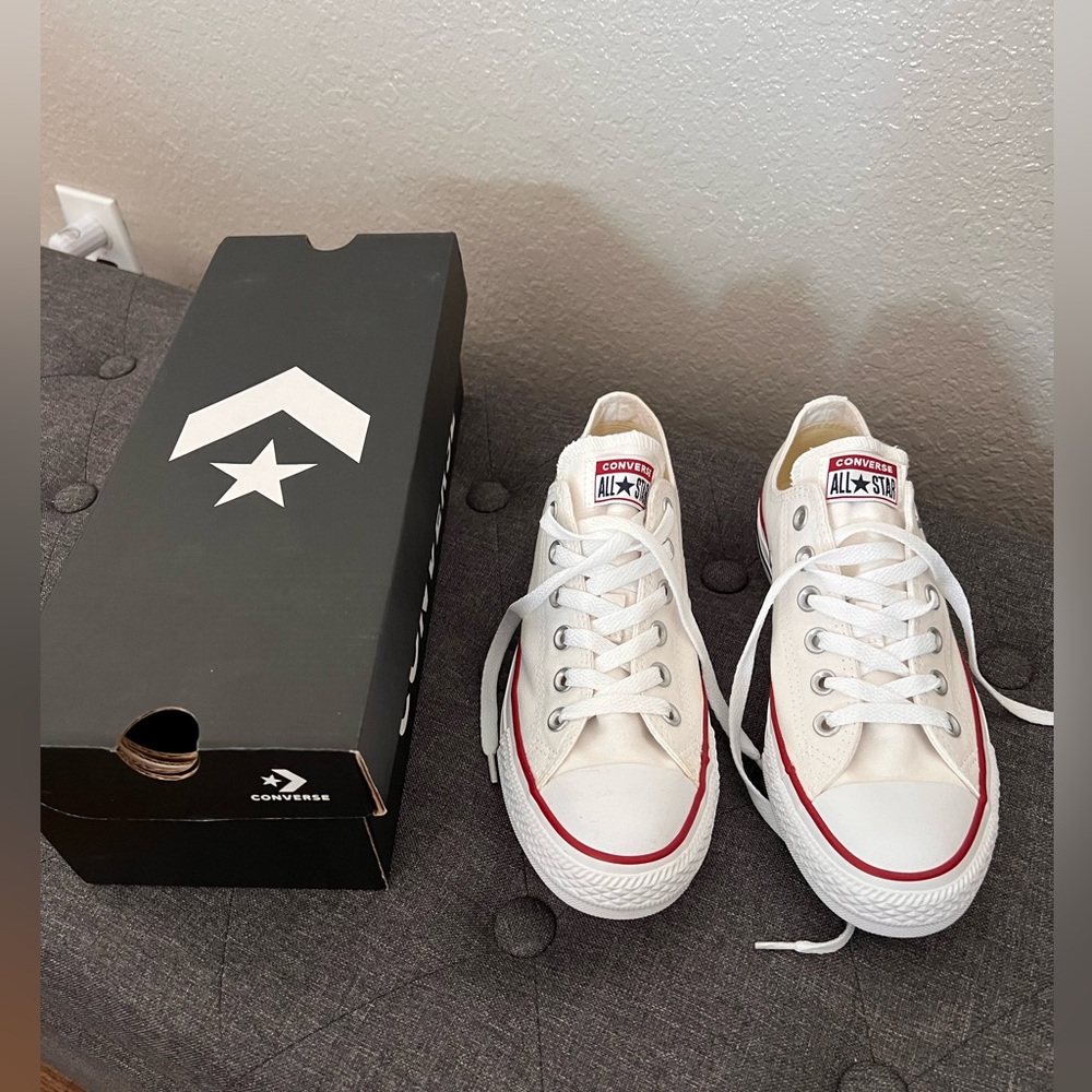 CONVERSE ALL STAR OX Sneakers Size 8 NEW IN BOX
